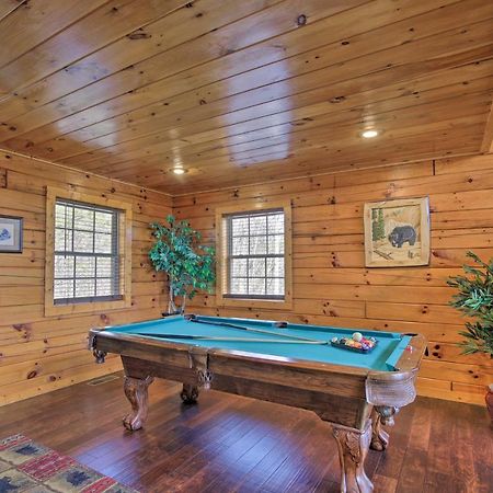 Gatlinburg Cabin With Pool Table And Hot Tub! المظهر الخارجي الصورة