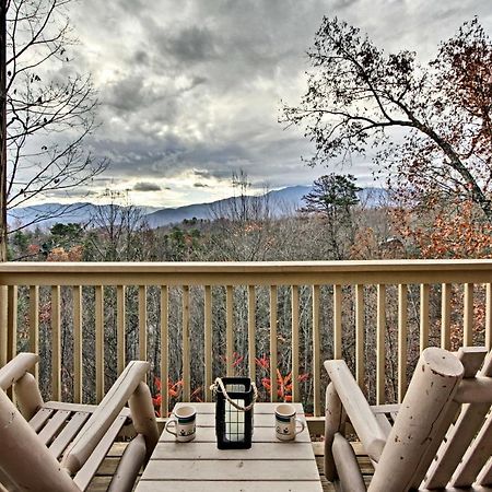 Gatlinburg Cabin With Pool Table And Hot Tub! المظهر الخارجي الصورة