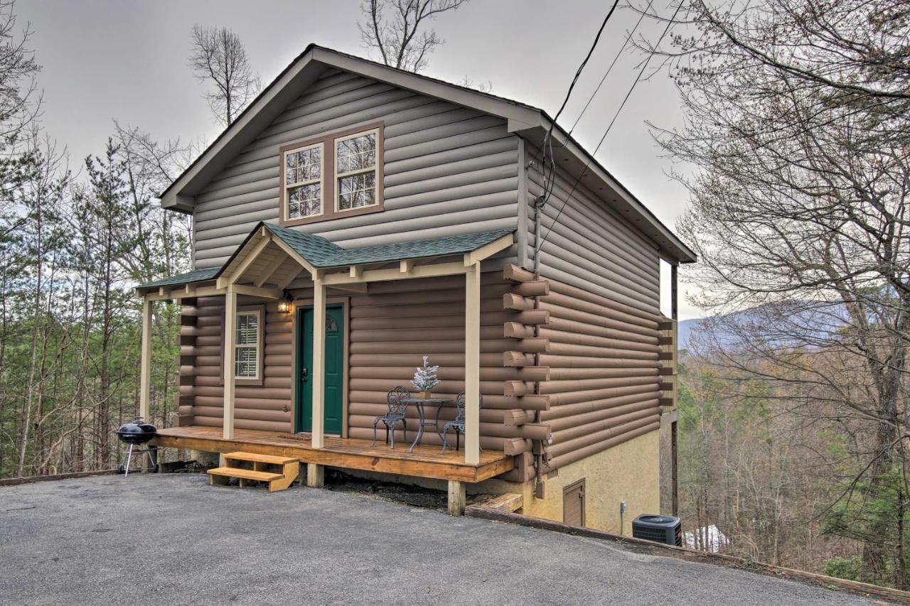 Gatlinburg Cabin With Pool Table And Hot Tub! المظهر الخارجي الصورة